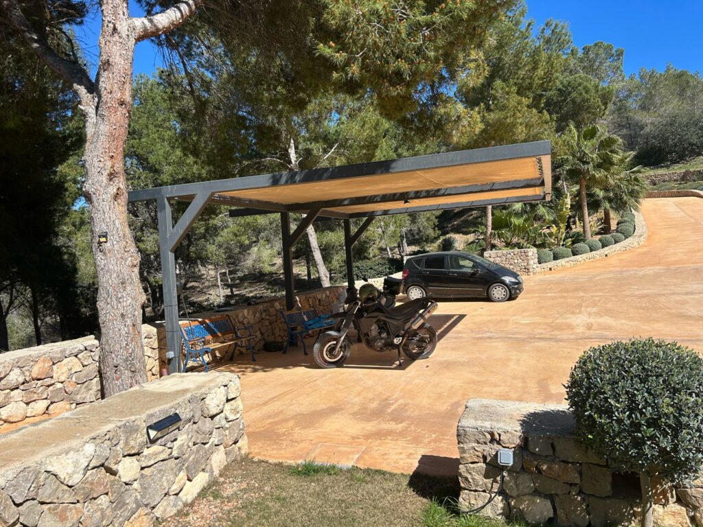 Instalación de cerramientos de cristal, aluminio y PVC